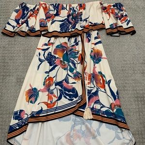 Chelsea and Violet Midi Hi-Low Dress; Floral Print